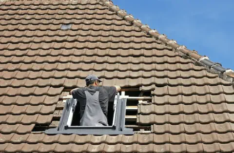 Pose de velux - Bonneuil-Matours